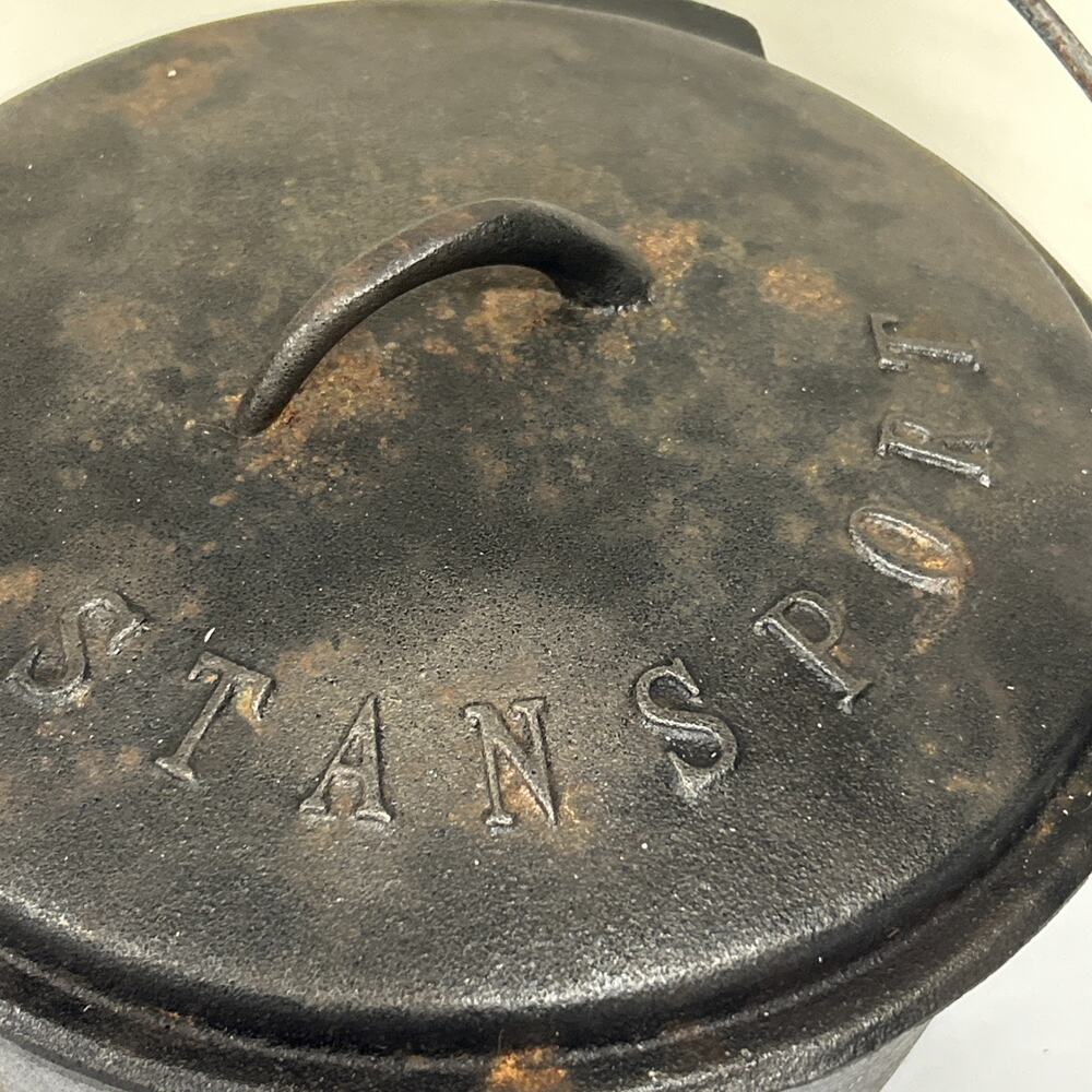 Vintage Stansport Cast Iron Dutch Oven 9” With Handles - Picture 2 of 8